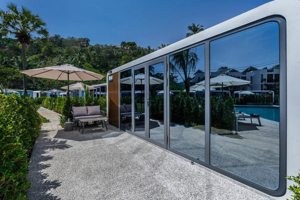 Apple House 10